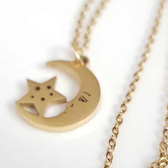 New! FP Star & Moon Necklace - Picture 6 of 15